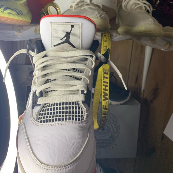 Jordan’s 4s - Picture 3 of 6